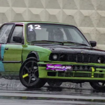 e30 green drift